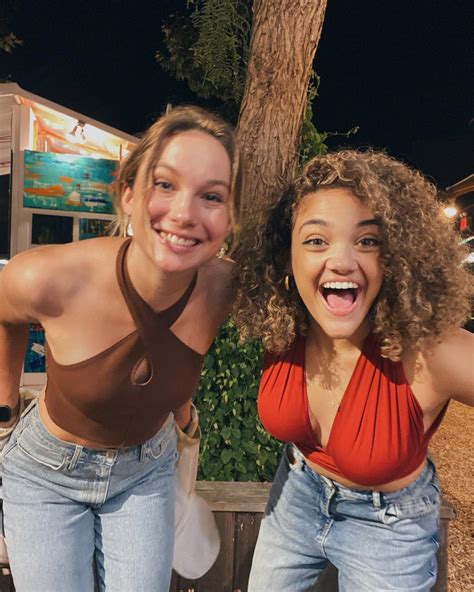 See All The Sweet Photos Of Laurie Hernandez And Her Girlfriend
