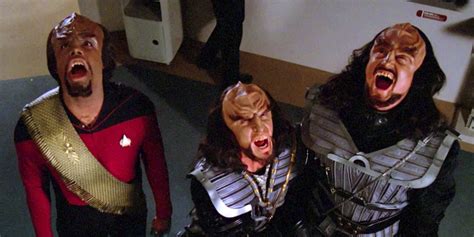 Star Trek Fans Are Confused About How Gay Klingons Court Each Other