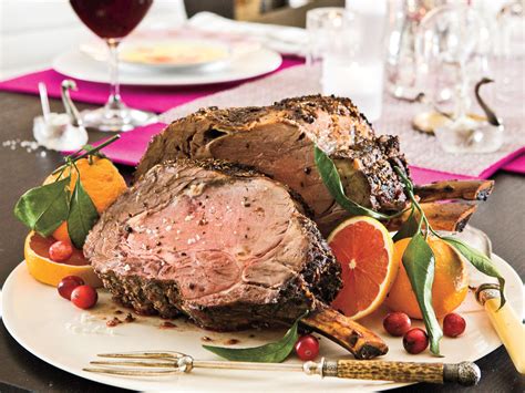 Christmas dinner, easy steak dinner recipe, holiday dinner recipe, filet mignon, beef recipes, beef tenderloin, best beef tenderloin, how to roast beef. The top 21 Ideas About Beef Tenderloin Christmas Dinner ...