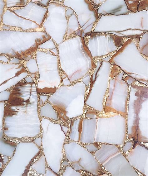 More gold please 💅🏼 | #coutuinspo #coutukitsch | Gold aesthetic