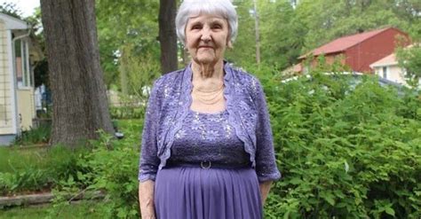 97 year old grandmother wins title of prom queen after 80 years