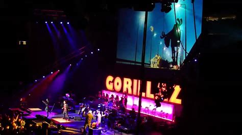 Gorillaz 19 2000 Live Youtube