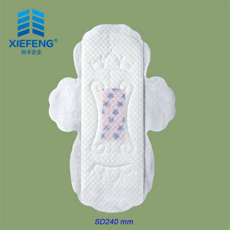 Disposable Pink Graphene Anion Chip Cotton Menstrual Sanitary Pads For