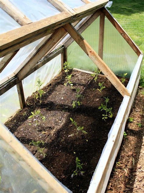 There something for everyone, regardless of size or budget constraints! Extend Your Garden's Growing Season: DIY Mini-greenhouse | Home Design, Garden & Architecture ...