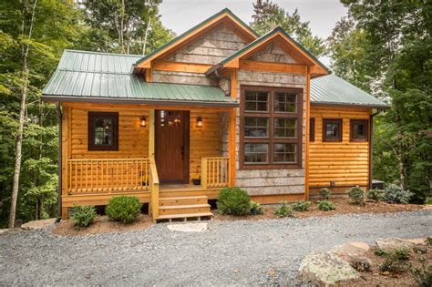 Check spelling or type a new query. Custom Cabin at Grandfather - Rustikal - Häuser ...
