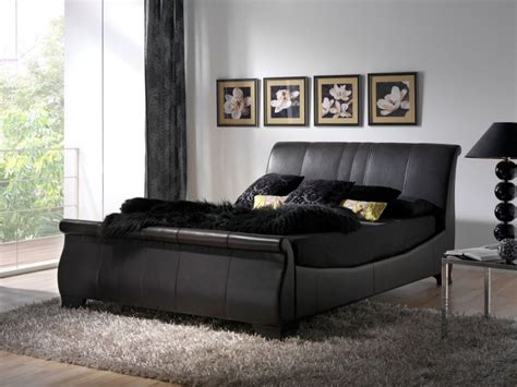 Beds and banquets we spend almost a third of our lives sleeping, so it's worth doing it with the greatest possible comfort. 21 Marvelous Bedroom Designs With Sleigh Beds