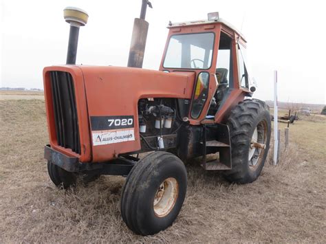 1978 Allis Chalmers 7020 Online Auction Results