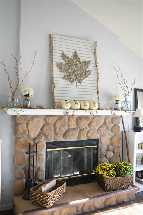 Cozy Elegance: Creative Ways to Decorate Your Mantel for Fall