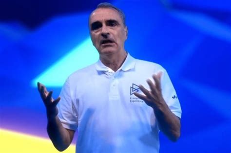 Ovhcloud provides everything you need for a successful online project: OVHcloud muscle ses offres bare metal et PaaS - Le Monde ...
