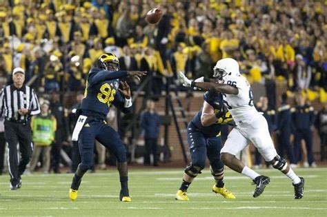 Michigan Will Wear Alternate Football Uniforms At Least Once This Year