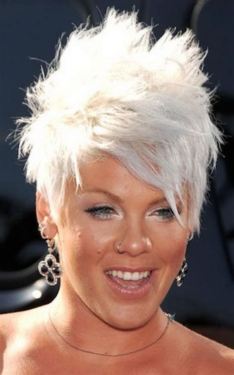 Short Spiky Haircuts & Hairstyles for Women 2018 - Page 3 ...
