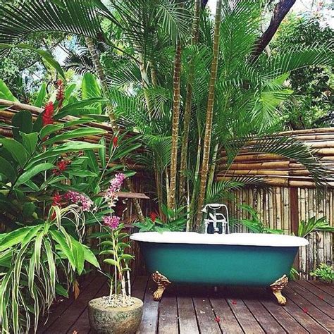 9 Outside Jungle Showers You Will Want To Use Jungle Spaces