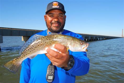 How To Fish The Lake Pontchartrain Bridges For Speckled Trout