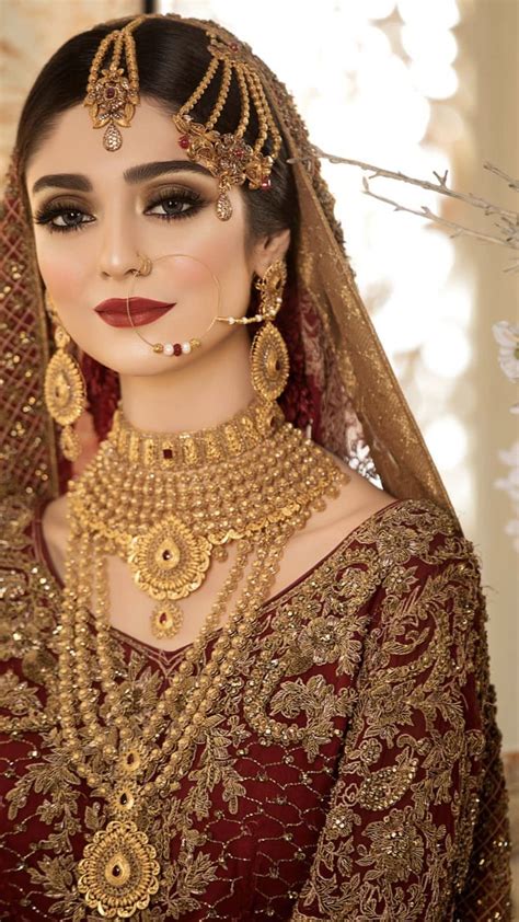 baraat bride jewelry makeup hairstyle inspo pakistani bridal makeup asian bridal dresses