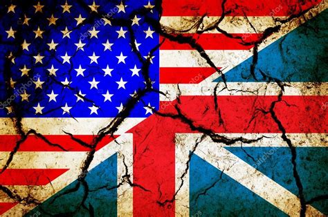 O mar da irlanda está a noroeste. Bandeira de EUA e Inglaterra juntas no fundo do grunge ...