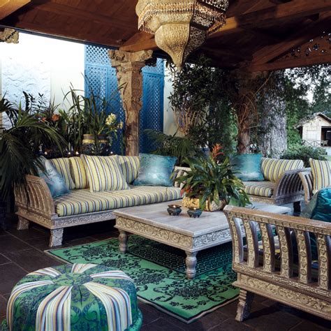 16 Bespoke Mediterranean Patio Designs For Your Backyard