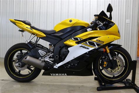 The yamaha zuma has many upgrades for better performance such as top end and take off to keep up with traffic that allows the consumer many options in a wide range range of affordable parts. 2000 Yamaha Zuma 50cc Motorcycles for sale
