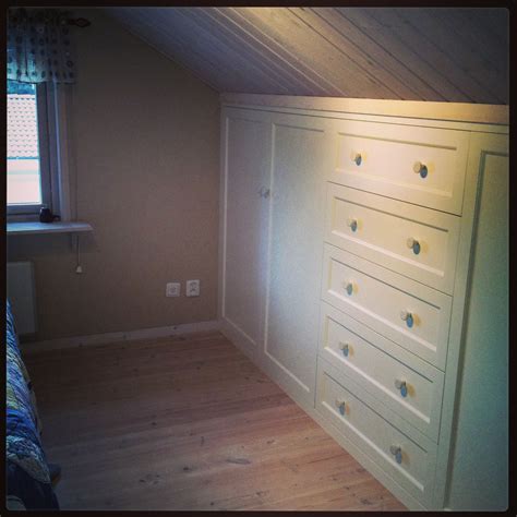 Since the space is very tight and. Built-in closet for a slanted ceiling! | Attic bedroom ...