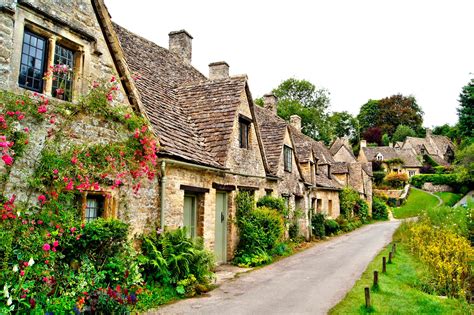 Cotswolds A Destination Guide Holiday Cottages Uk