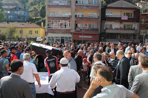 İtfaiye eri son yolculuğuna uğurlandı Zonguldak Pusula Son Dakika
