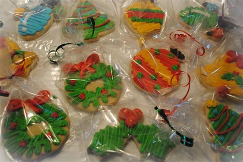#christmasgiftbox #giftwrapped #wownolacreations need some special treats for family, coworkers, or friends? Candace's Cookie Creations: WHBC Ladies Christmas Brunch
