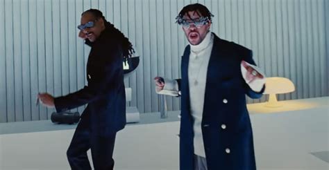This is a premium feature. Bad Bunny shares "HOY COBRÉ" video | The FADER