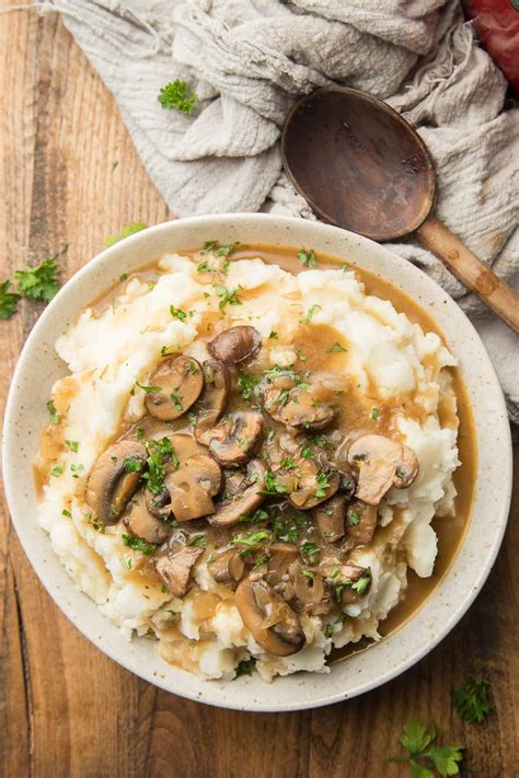 The Best Vegan Mushroom Gravy Connoisseurus Veg