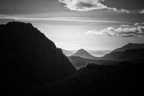 66 Striking Images Of Black And White Mountains That Will Astound You