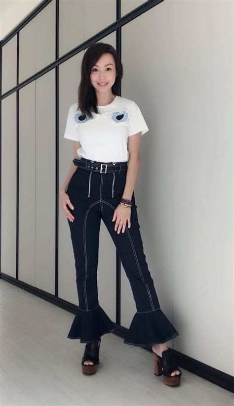 Ann kok is a mediacorp television actress. Style Evolution: Ann Kok