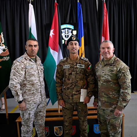 Jordanian Soldier Earns Green Beret Us Army Central Featured