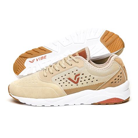 The official site of the european tennis federation, which is comprised of 50 member nations and administers over 1,200 tennis events annually including the tennis europe junior tour. Tênis Vibe Crew Masculino - Areia | Netshoes
