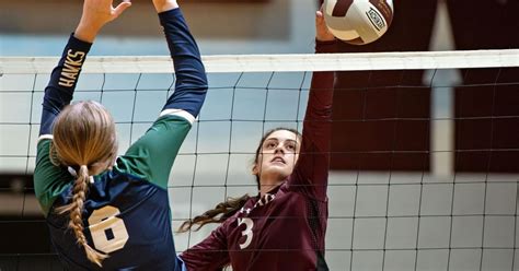 Wildcats Overcome Nerves Knock Off Rival Hawks In Volleyball Nvdaily