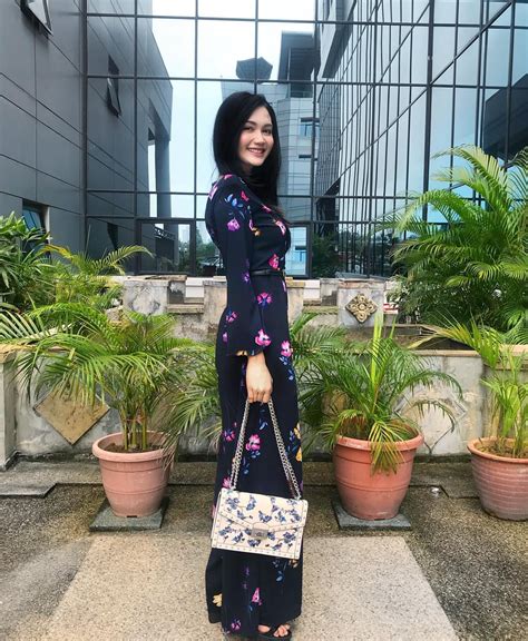 This drama is available on tonton and coming soon to tv3. 14 gambar comel pelakon Hanna Aqeela, heroin drama Kelip ...