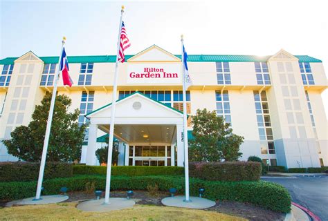 Hilton Garden Inn Dallas Market Center Hotel In Dallas Tx United States