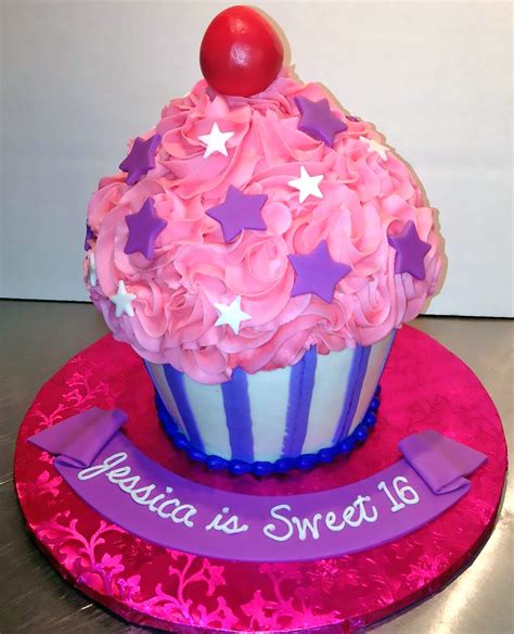 Cheesecake ice cream cake or even oreo cheesecake cupcakes. Girls Sweet 16 Birthday Cakes - Hands On Design Cakes