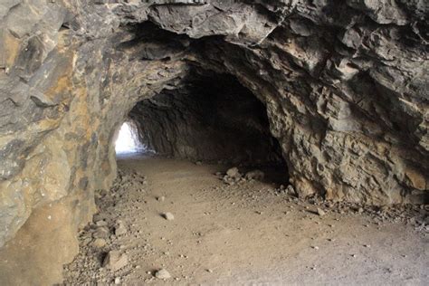 7 Caves You Must Explore In Southern California