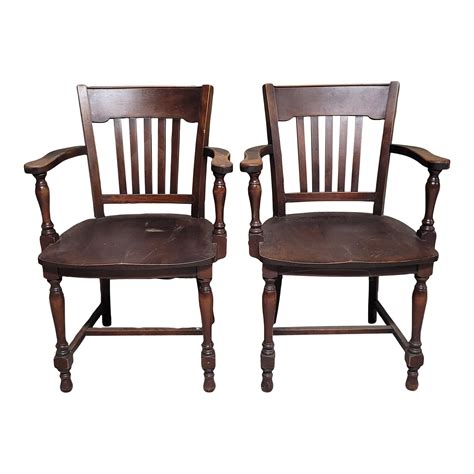 1920s Milwaukee Chair Co Vintage Pair Of Banker Desk Chairs Chairish