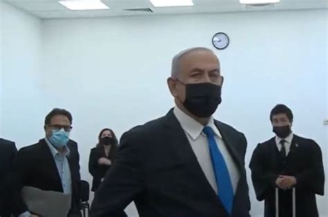 שימו לב לזה המשפט שאסור להגיד להורים מזדקנים3 מתי ואיך כדאי לעבור מעריסה למיטת ילדים באמצע הצילומים. ראש הממשלה כפר באישומים נגדו, ועזב את בית המשפט