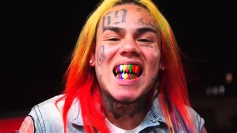 Rapper 6ix9ine Says Men Forced Him From Car In Brooklyn Robbed Him