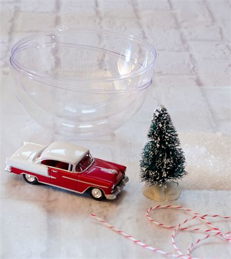 Snow Globe Ornament