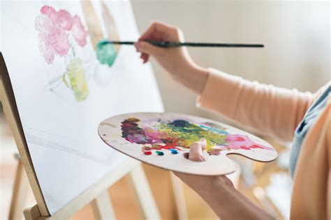 Seven Online Art Classes To Try If Youre Stuck Home In Doha Things
