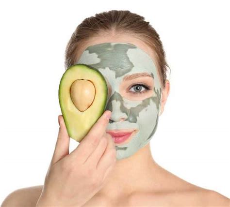 The united states centers for disease control (cdc) recommends wearing face masks in public during this pandemic. Easy Honey Avocado Face Mask Recipe - Living Locurto