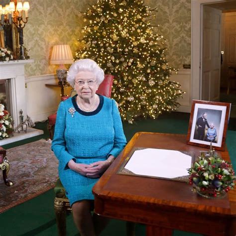 How is mama's resignation evident in her changed physical appearance? Royal Family Christmas: Does the Queen give staff gifts ...