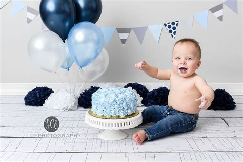 First Birthday Boy Cake Smash Pictures Peter Brown Bruidstaart