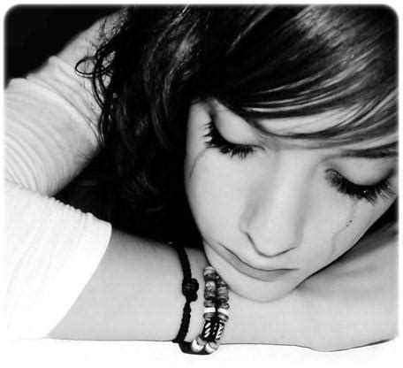 Broken heart sad pics girls. Shayari from a sad broken heart Girl