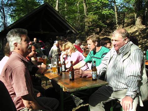 2021, wie auch im vorigen jahr, müssen alle besen nicht auf den brocken. Hexennacht / 1. Mai