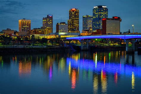 Little Rock Skyline Photograph By Damon Shaw Pixels