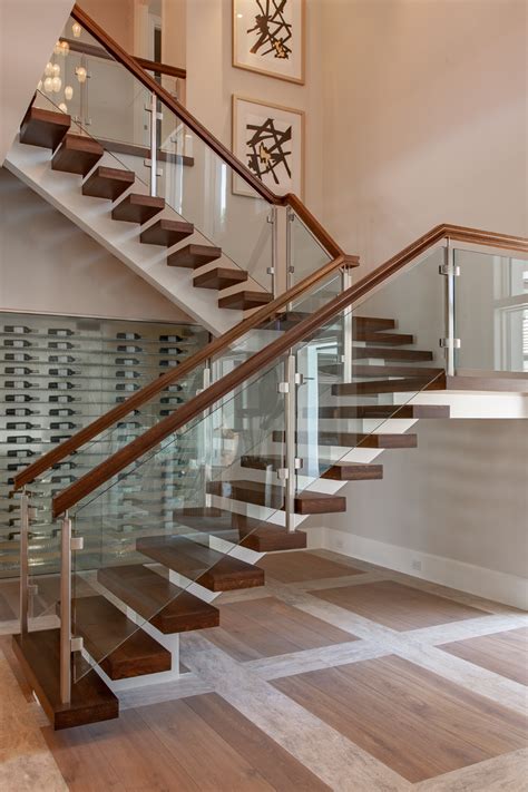 20 Duplex Stairs Wall Design