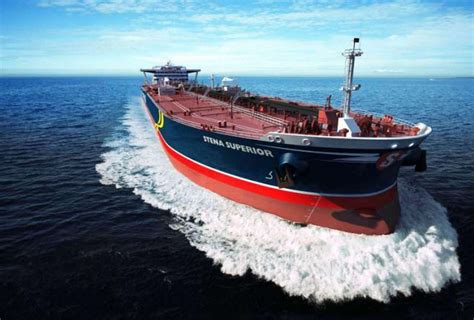Nordic American Tankers Acquires 2 Suezmax Tankers For 122 Million