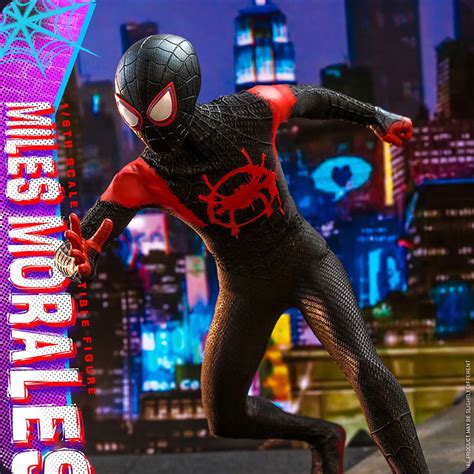 Action Miles Morales Sixth Scale Hot Toys Figure Laventy